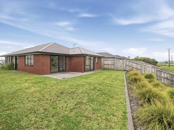 93 Hills View Drive, Papamoa