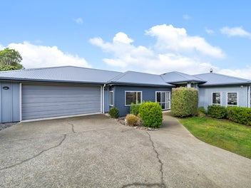 13A Riverstone Drive, Riverstone Terraces, Upper Hutt
