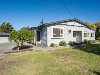 88 Lord Rutherford Road North, Brightwater