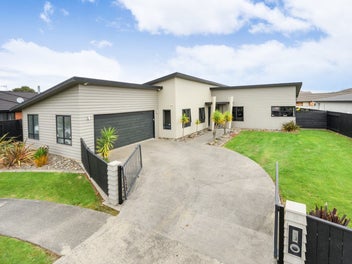 24 Branigan Parade, Kelvin Grove, Palmerston North