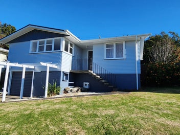 12 Regent Place, Blagdon, New Plymouth