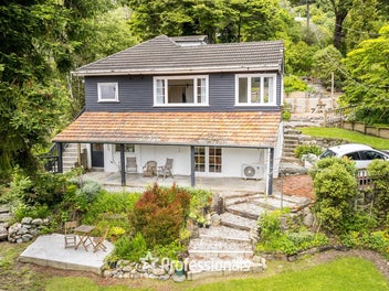 43 Wyndham Road, Pinehaven, Upper Hutt