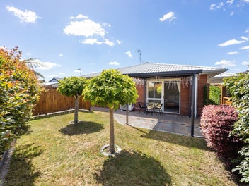 50 Catalina Drive, Melville, Hamilton