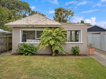 10 Falcon Street, New Brighton, Christchurch