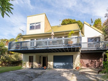 26 Okareka Loop Road, Lake Okareka, Rotorua