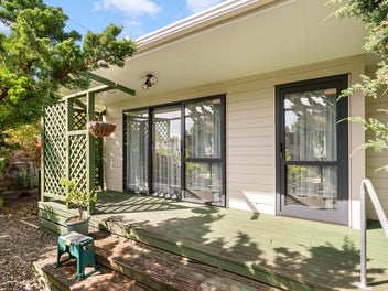 10 Moore Street, Featherston