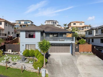 19 The Enclave, Totara Heights, Auckland