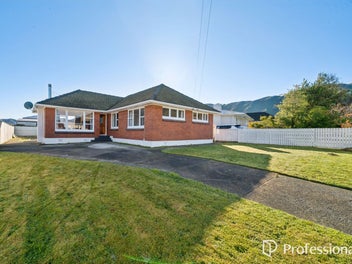 38 Russell Road, Wainuiomata, Lower Hutt