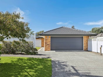 35 Greenpark Road, Penrose, Auckland