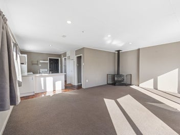 15 York Crescent, Westown, New Plymouth
