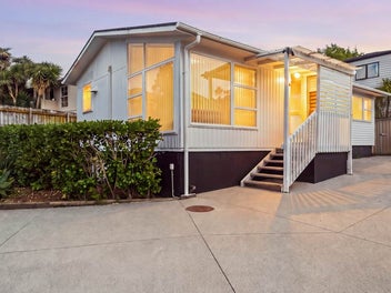 27B Keegan Drive, Massey, Auckland