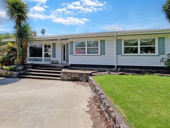 28 Lewis Road, Lynmore, Rotorua