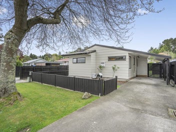 49A Moeraki Road, Maoribank, Upper Hutt
