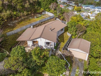 15C Glen Road, Stokes Valley, Lower Hutt