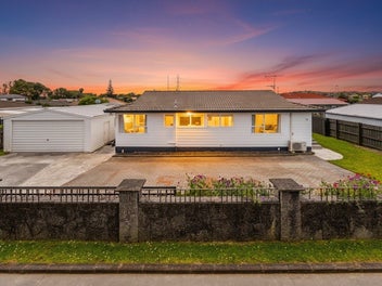 11 Jodie Place, Flat Bush, Auckland