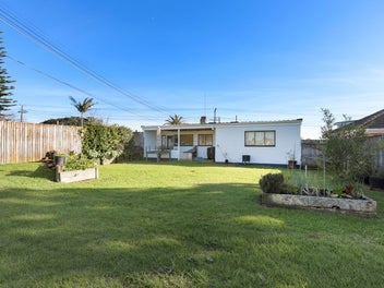 156 Titirangi Road, New Lynn, Auckland
