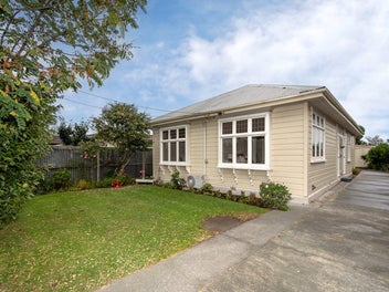 398 Keyes Road, New Brighton, Christchurch