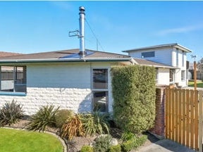 15 Bowie Drive, Woodend, Woodend