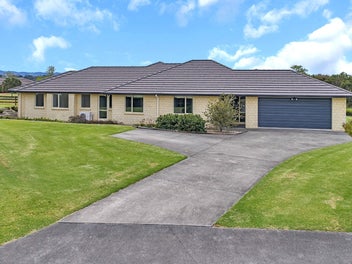 15 Des Terry Way, Waipu, Waipu