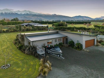 5808 West Coast Road, Springfield, Springfield