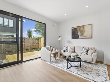 6/30 Smythe Road, Henderson, Auckland