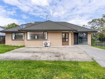 3 Regalwood Place, Favona, Auckland