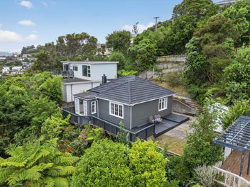 33 Woodvale Grove, Fairfield, Lower Hutt