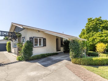 506 Lyndon Road East, Hastings