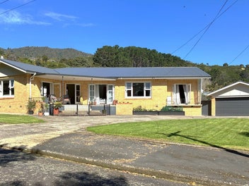 4 Lockhart Place, Thornton Bay, Thames