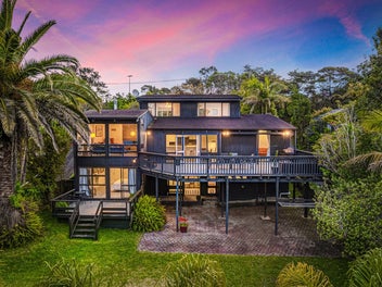 257 Golf Road, Titirangi, Auckland