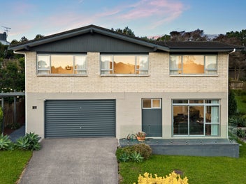 8 Coromandel Crescent, Mairangi Bay, Auckland