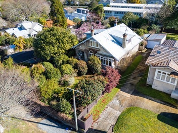 17 Te Aroha Street, Hamilton East, Hamilton