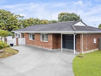3/4 William Avenue, Greenlane, Auckland