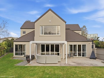 14 Harlech Mews, Avonhead, Christchurch