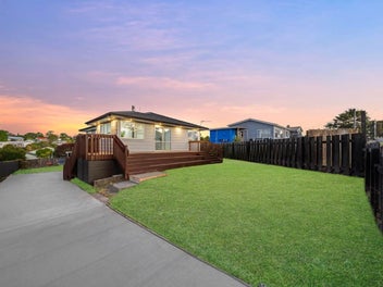 20 Forest Hill Road, Henderson, Auckland