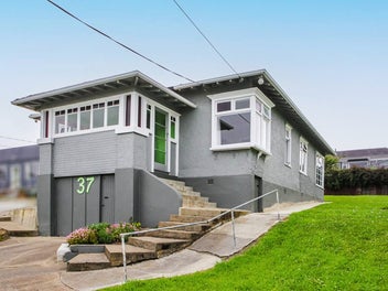 37 Tyne Street, South Hill, Oamaru