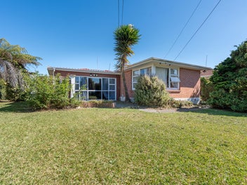 34 Fenwick Crescent, Hillcrest, Hamilton