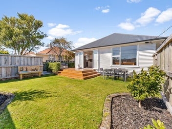 6 Union Street, Merrilands, New Plymouth