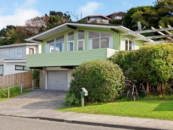 25 Churton Drive, Churton Park, Wellington