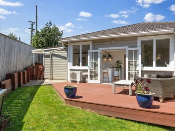 21 Richard Street, Titahi Bay, Porirua