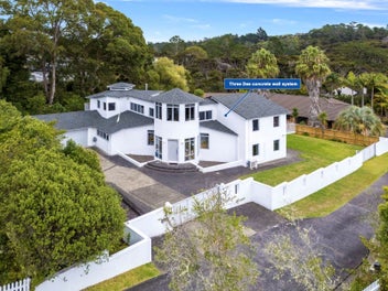 25 Wicklam Lane, Greenhithe, Auckland