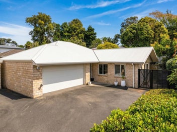 5A Simmonds Grove, Greerton, Tauranga