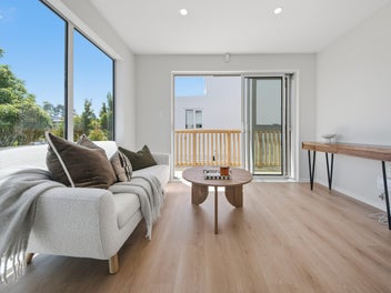 8/186 Forrest Hill Road, Forrest Hill, Auckland