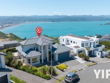 45 Tamworth Crescent, Newlands, Wellington