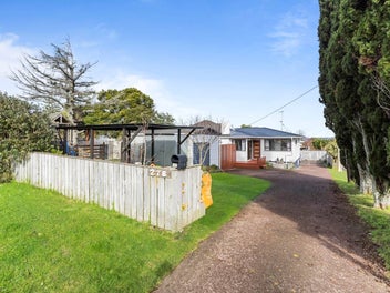 1/278 Rangatira Road, Beach Haven, Auckland