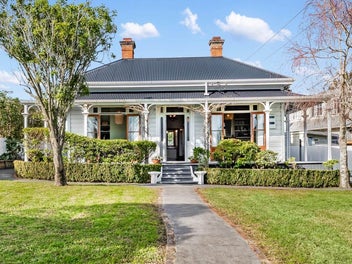 153 Blockhouse Bay Road, Avondale, Auckland