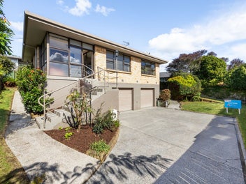 5A Holden Avenue, Forest Lake, Hamilton