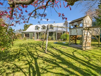 149 Main Street, Oxford, Oxford