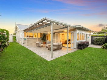 8 Chatham Avenue, Mount Albert, Auckland