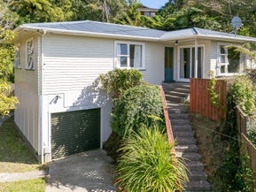 29 Kahikatea Grove, Paparangi, Wellington